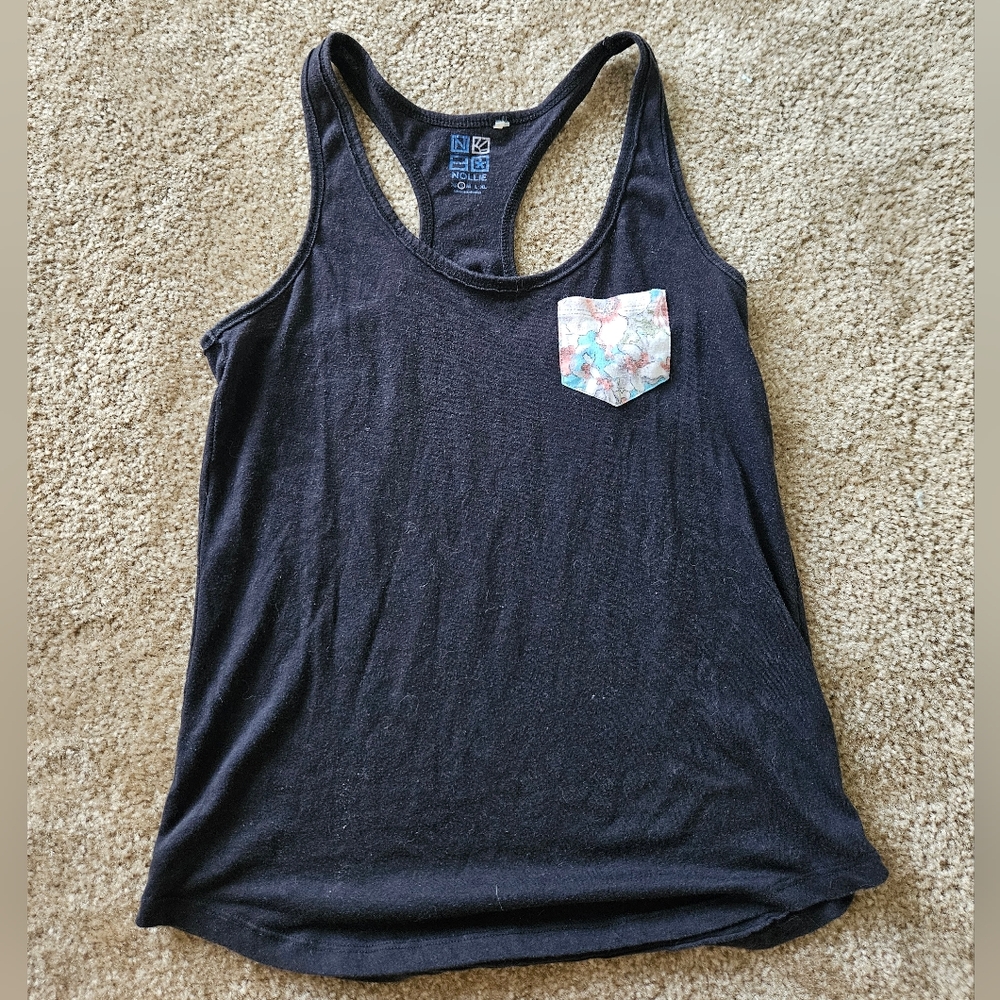 Nollie Gray Sleeveless Tank Top with Scoop Neck